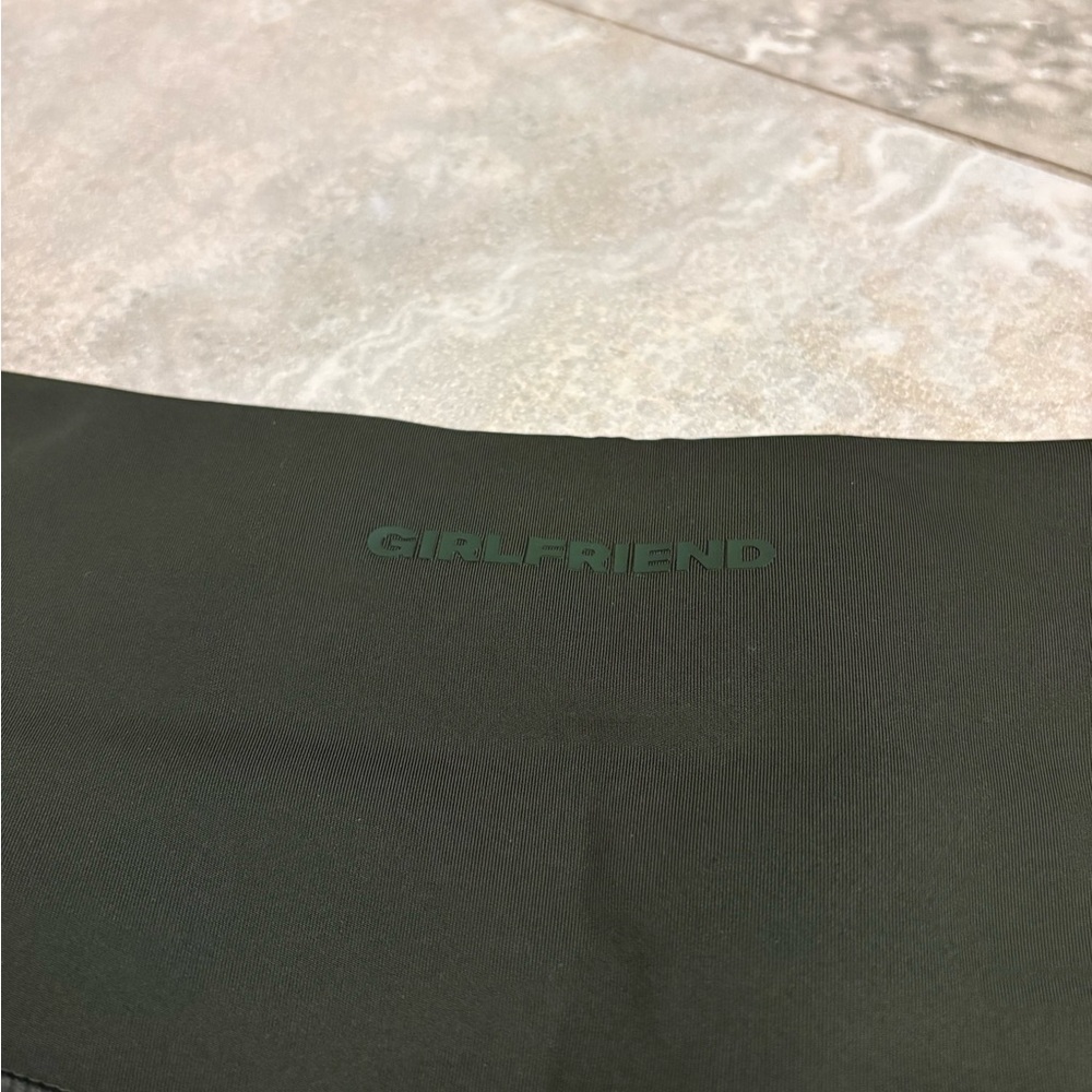 Girlfriend Collective NWT Long Bike Shorts - Athletic -  Army Green - L, fit = M - Picture 3 of 4